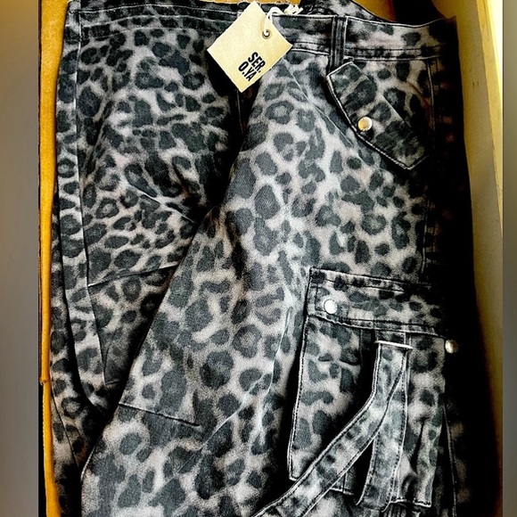 NWT SER.OY.A leopard print cargo low rise pants - 23 - Picture 9 of 9
